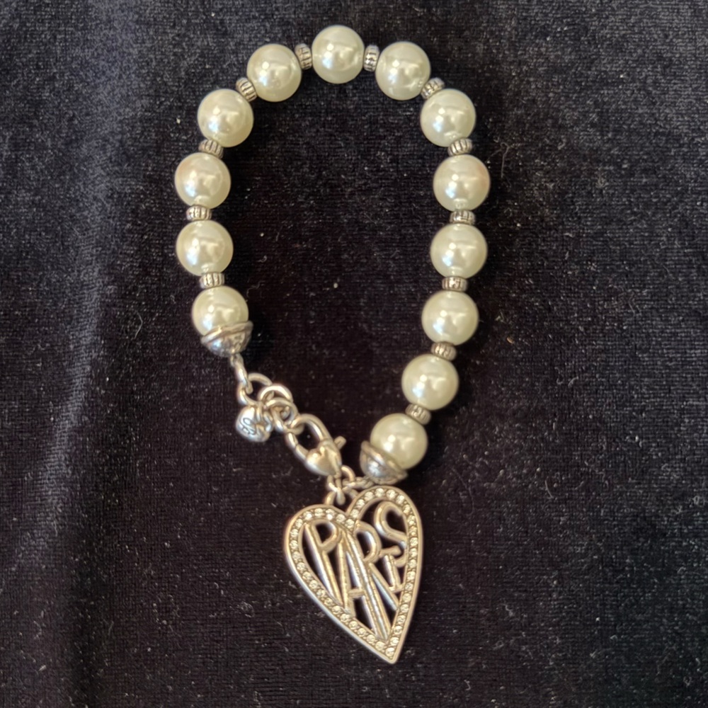 Elegant Pearl Bracelet with Heart Charm